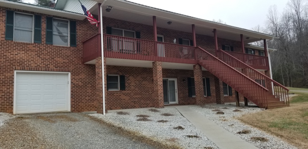 Ferrum School Road(600B) Ferrum VA Rents for 900